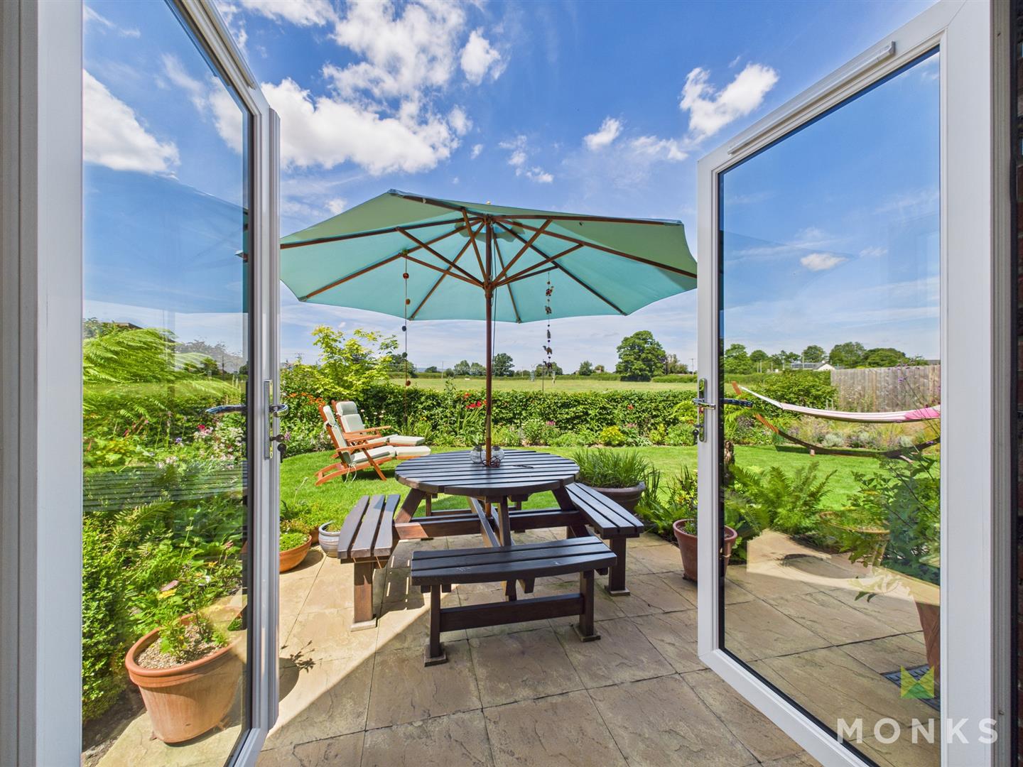 3 Hornbeam Close, Oswestry, SY11 3FL For Sale